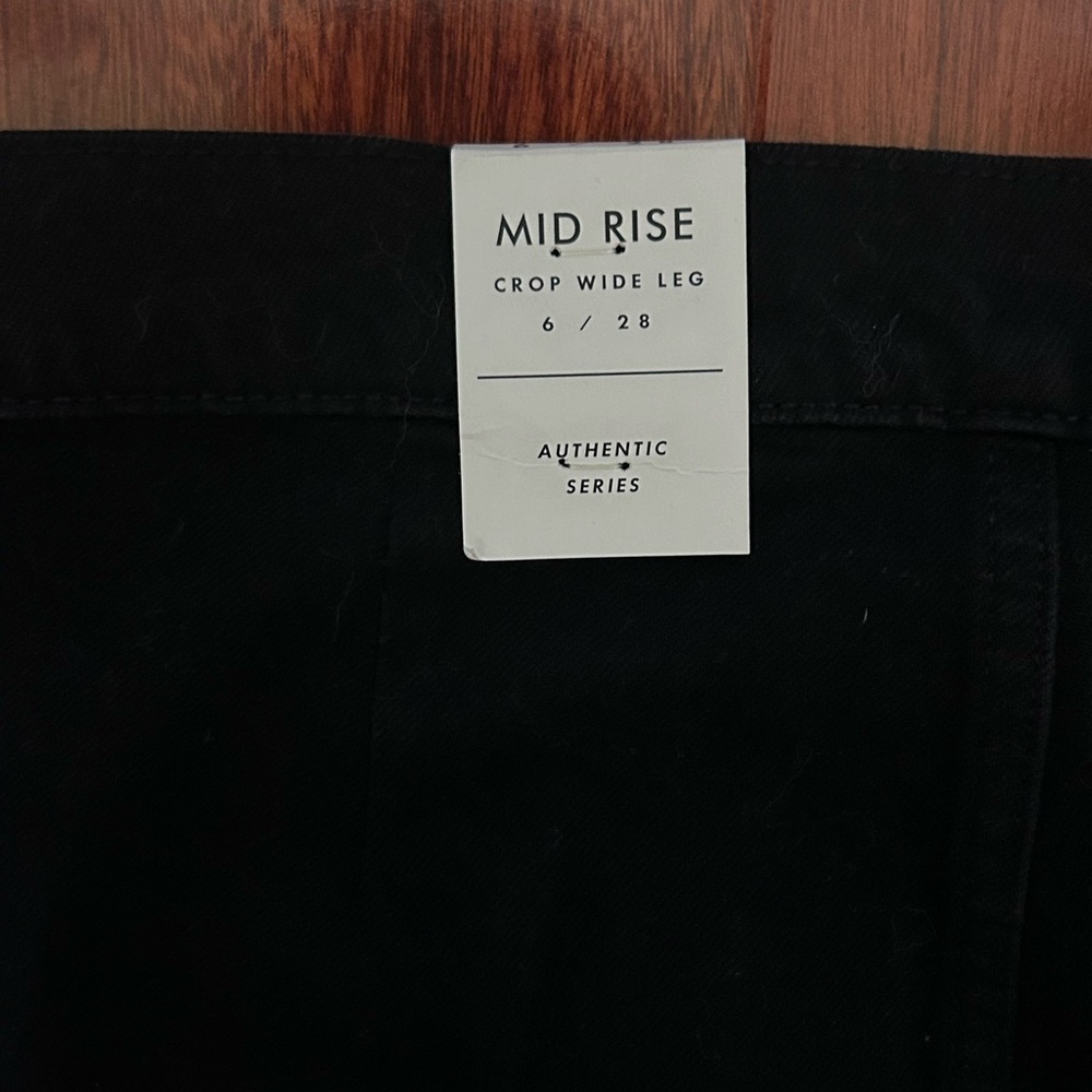 Lucky Brand Mid Rise Crop Wide Black Jeans - Picture 3 of 4